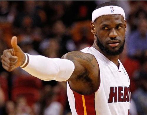 詹姆斯吃瓜历史,揭秘NBA巨星背后的娱乐八卦