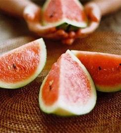 花点吃瓜,揭秘美食背后的趣味故事