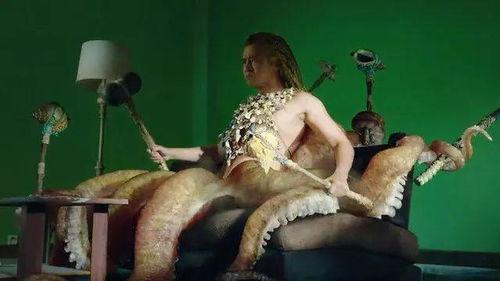 章鱼吃瓜视频,揭秘海洋生物的趣味食趣