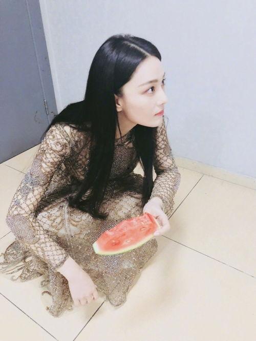 赵雪吃瓜,揭秘娱乐圈幕后故事