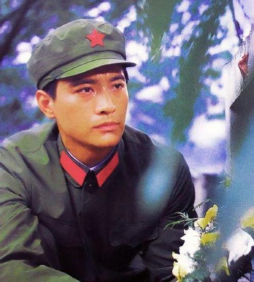 绿茶吃瓜周里京,揭秘娱乐圈的清新“瓜农”